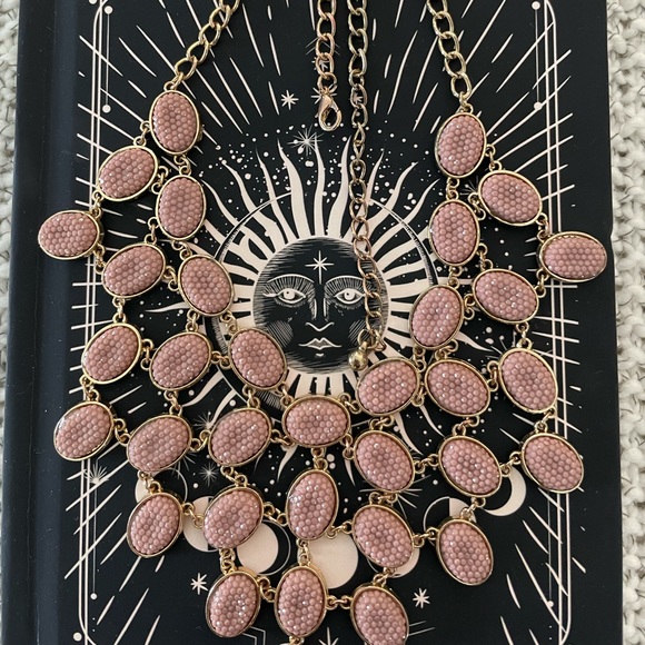 Mauve Pink Jeweled Statement Necklace - Picture 4 of 6